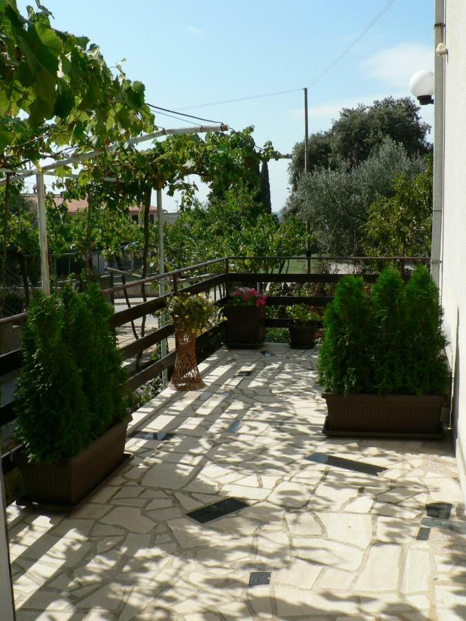 Apartman Mare Pula Exterior foto